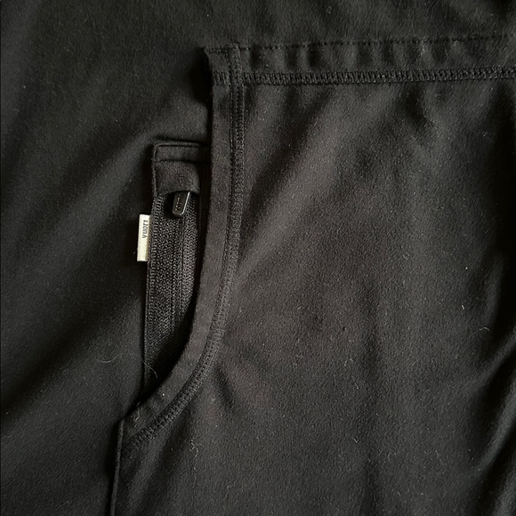 Vuori Women's Halo Performance Hooded Zip Up Jacket L Black - Picture 6 of 7